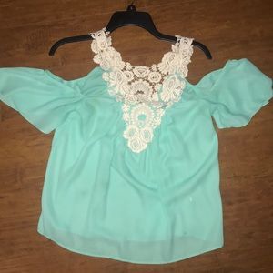 Teal top